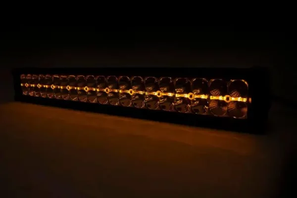 Amber LED strip dari Rough Country. 50" Dual Row LED Light